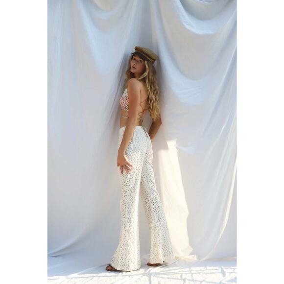 Jen’s Pirate Booty Gatsby Kesey Trousers Tie Dye Blue Eyelet Lace wide leg pants - Picture 8 of 8